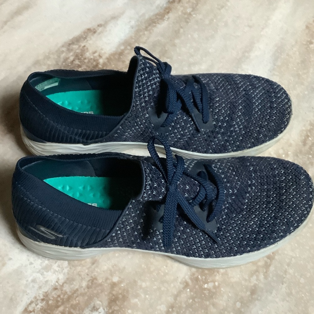 😍Skechers Denim Blue Slip-On Shoes😍